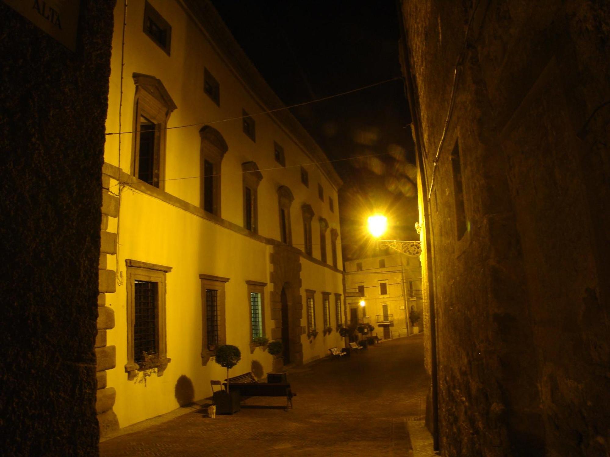 Palazzo Orsini Bed & Breakfast Бомарцо Екстериор снимка